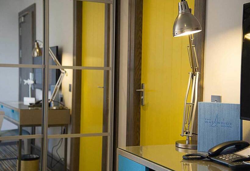 חדר סטנדרט, The Waterside