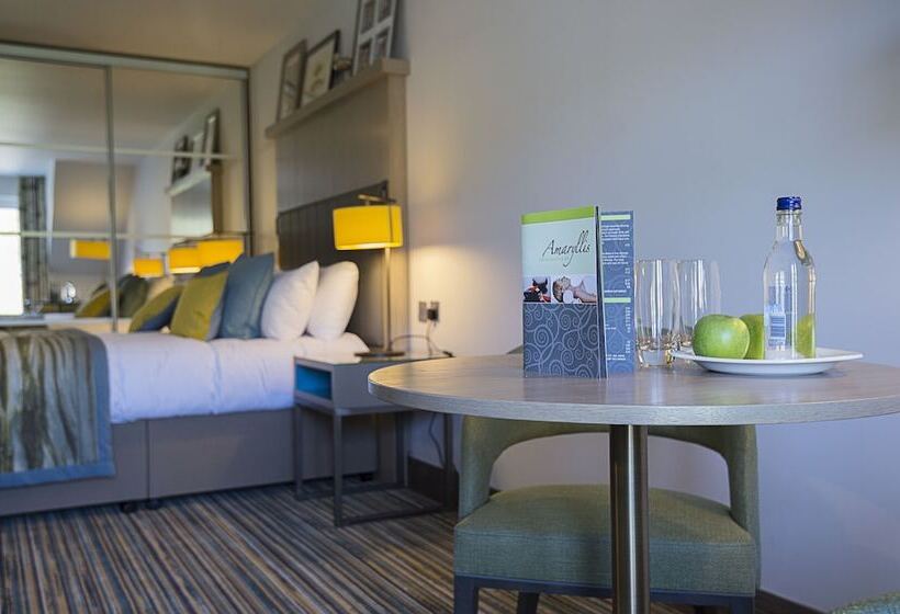 חדר דלוקס צדדי נוף לים, The Waterside