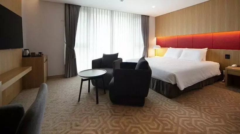 デラックスルーム, Ulsan City