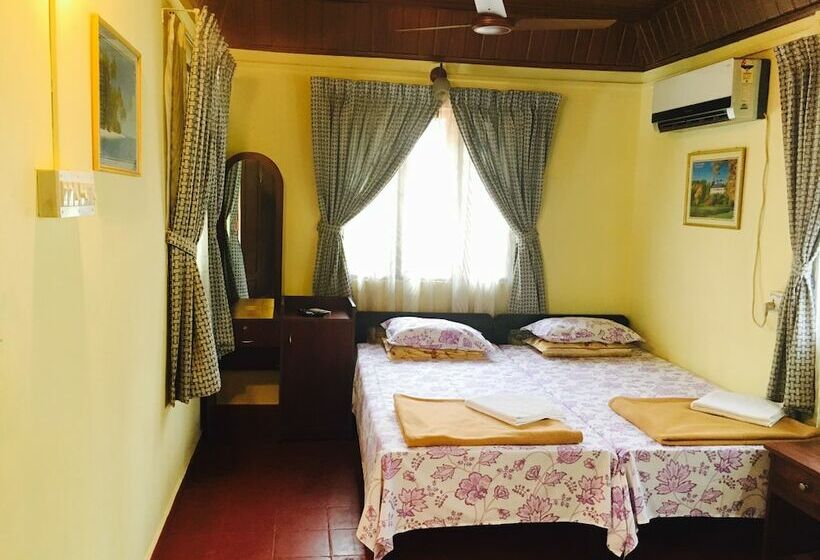 اتاق لوکس, Eden Garden Farm Stay
