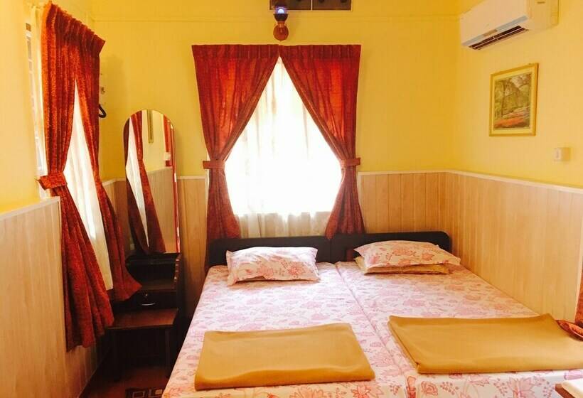 اتاق لوکس, Eden Garden Farm Stay