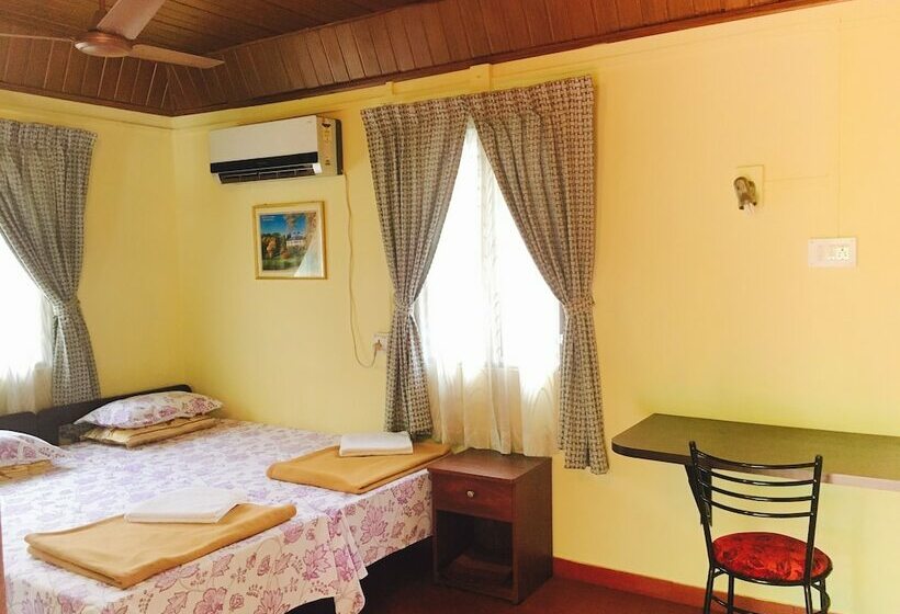 اتاق لوکس, Eden Garden Farm Stay