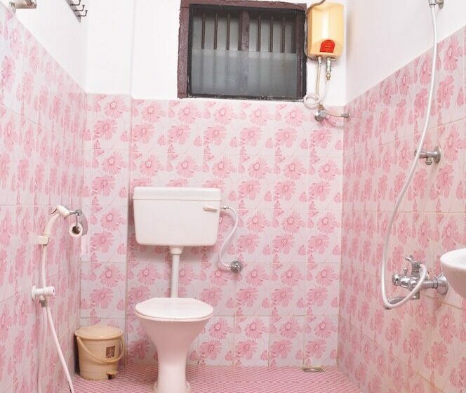 اتاق لوکس, Eden Garden Farm Stay