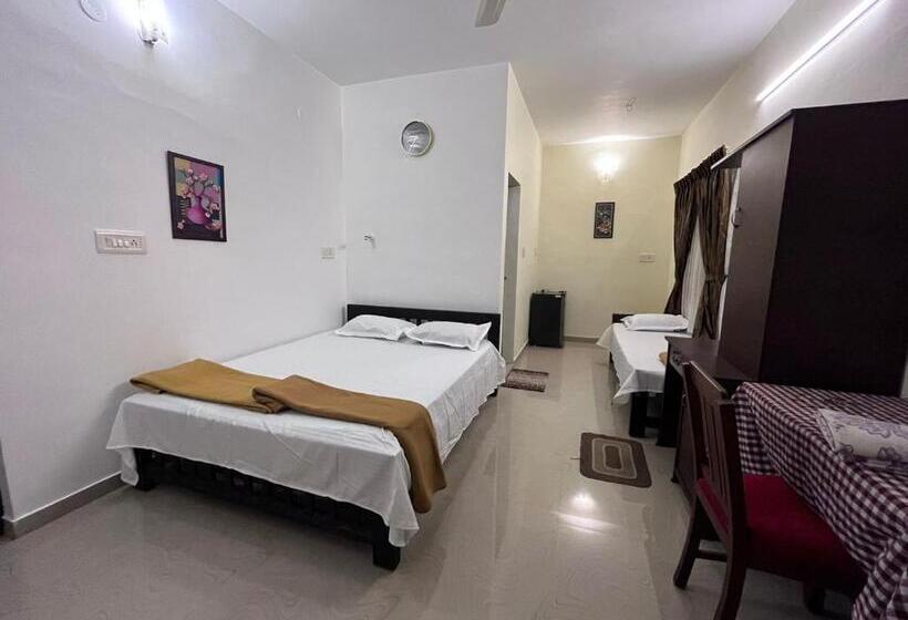 اتاق استاندارد سه تخته با چشم‌انداز باغ, Eden Garden Farm Stay