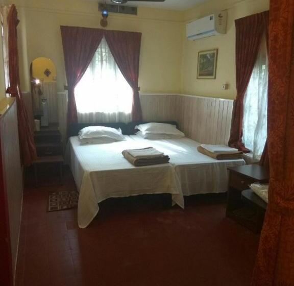 اتاق استاندارد با بالکن, Eden Garden Farm Stay