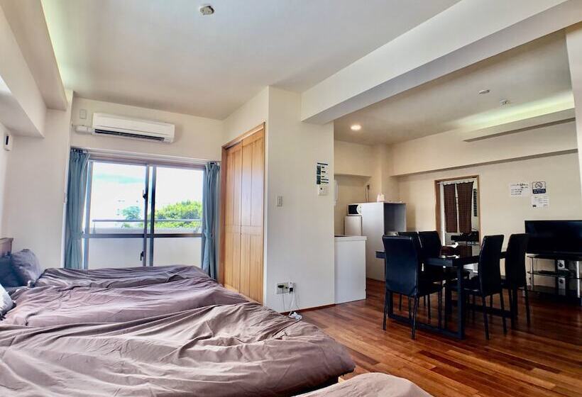 חדר משפחתי, Robcondロブコンド