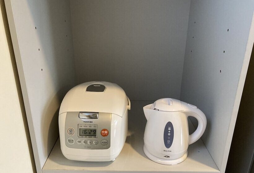 חדר משפחתי, Robcondロブコンド