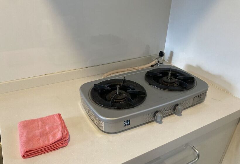 חדר משפחתי, Robcondロブコンド