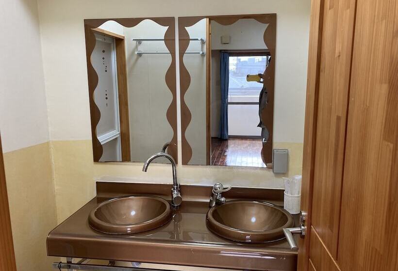 חדר משפתחתי סופריור, Robcondロブコンド