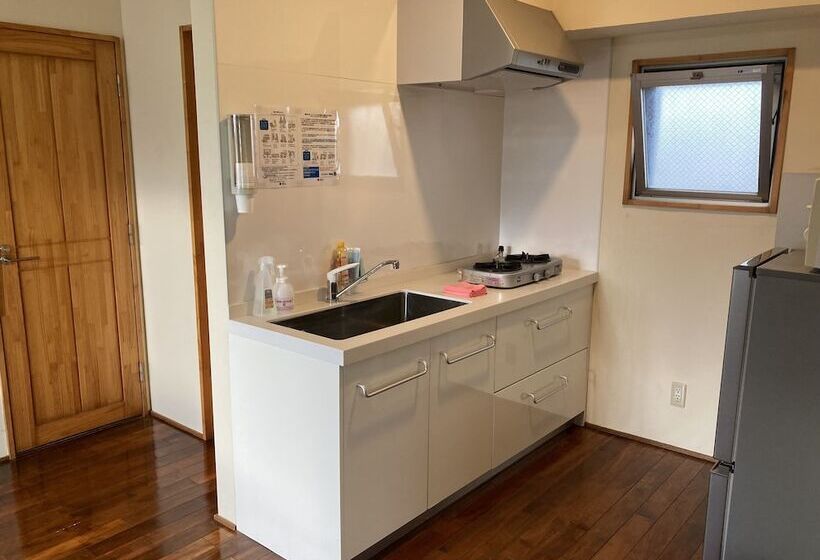 חדר משפתחתי סופריור, Robcondロブコンド