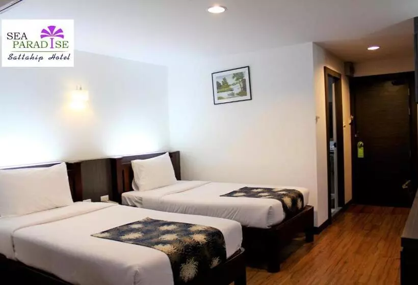 シティビューのスーペリアルーム, Sea Paradise Hotel Sattahip