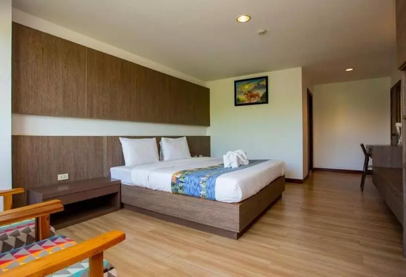 スイート, Sea Paradise Hotel Sattahip