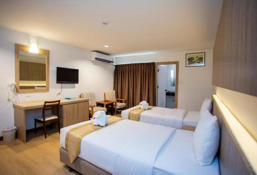 Номер Deluxe, Sea Paradise Hotel Sattahip