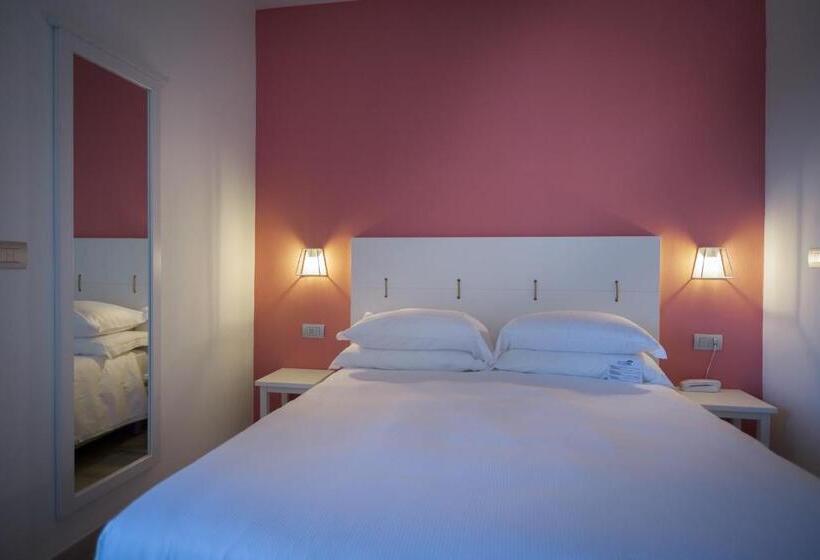 Номер Стандарт Вид на Сад, Arli Hotel Hideaway Punta Ala   Adults Only