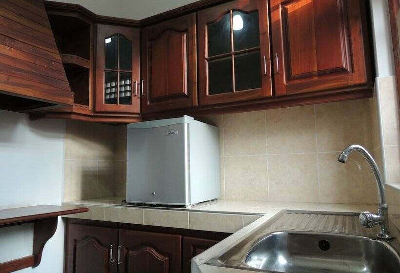 침실 1개 아파트, Airport Green View Resort