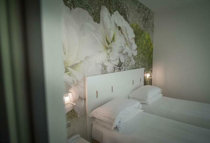 חדר סטנדרט נוף לגינה, Arli Hotel Hideaway Punta Ala   Adults Only