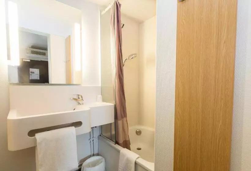 スタンダード４人部屋, B&b Hotel Rennes Nord St Grégoire