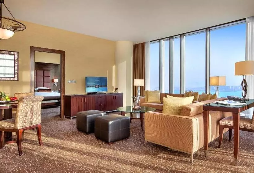سوییت, City Centre Rotana Doha