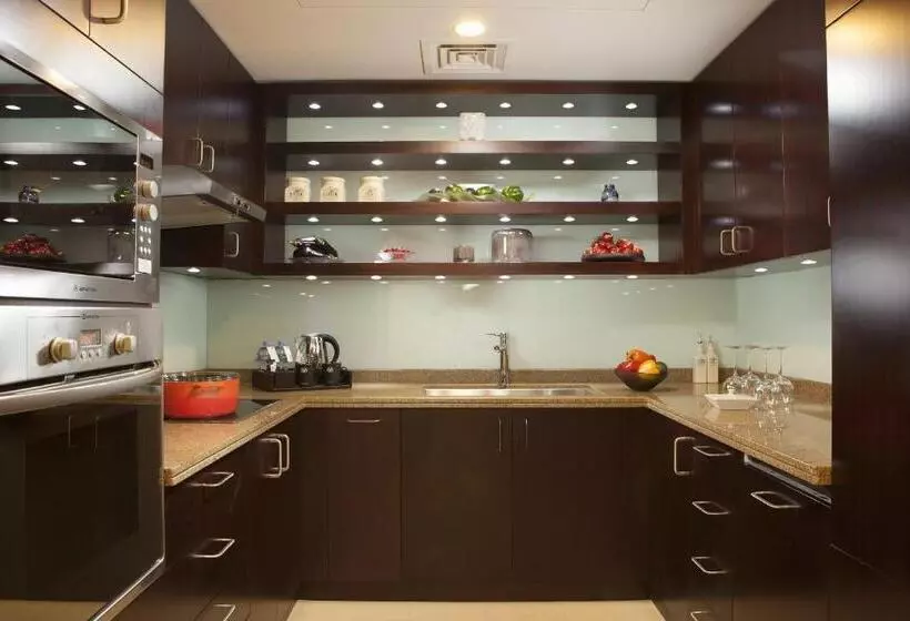 2 Bedrooms Apartment City View, City Centre Rotana Doha