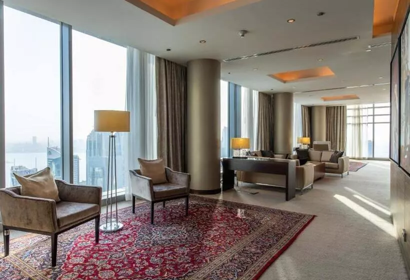 1 Bedroom Penthouse Apartment, City Centre Rotana Doha