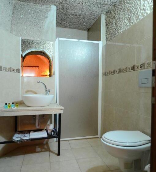 غرفة إقتصادية, Gedik Cave