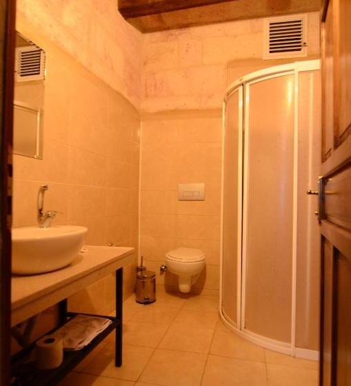 غرفة إقتصادية, Gedik Cave