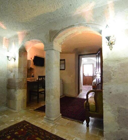 جناح عائلي, Gedik Cave