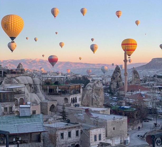 جناح, Gedik Cave