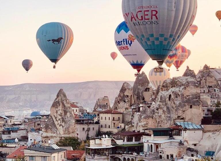 جناح, Gedik Cave