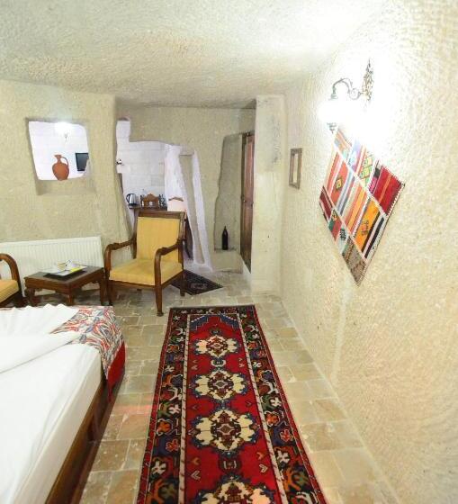 غرفة ديلوكس ثلاثية, Gedik Cave