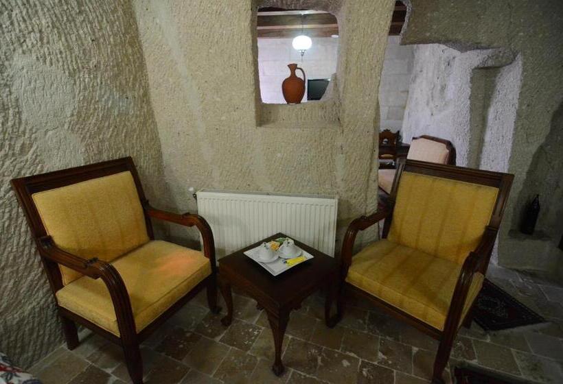 غرفة ديلوكس ثلاثية, Gedik Cave