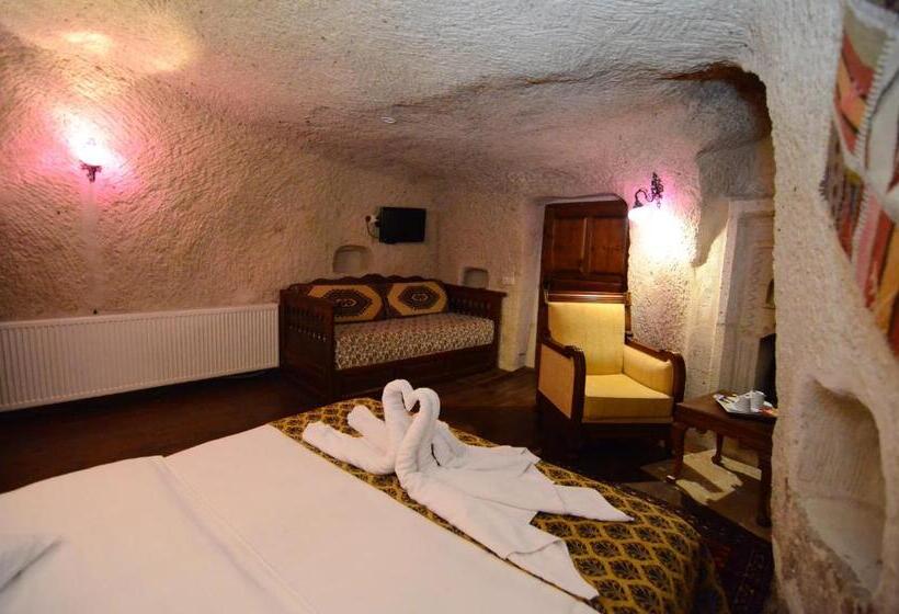 جناح, Gedik Cave