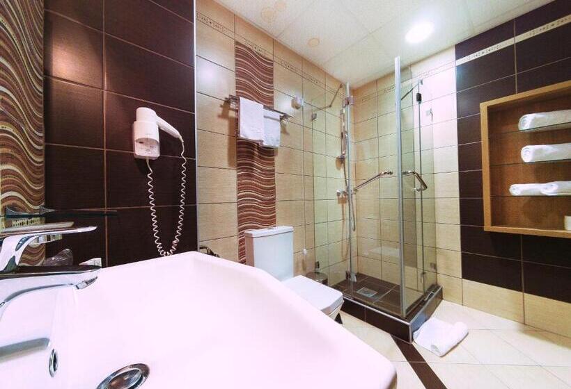 اتاق استاندارد, Hill