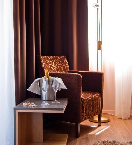 اتاق استاندارد, Hill