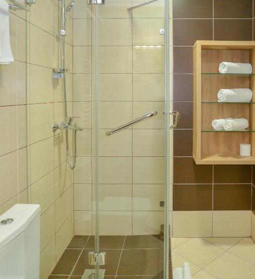 اتاق سوپریور, Hill