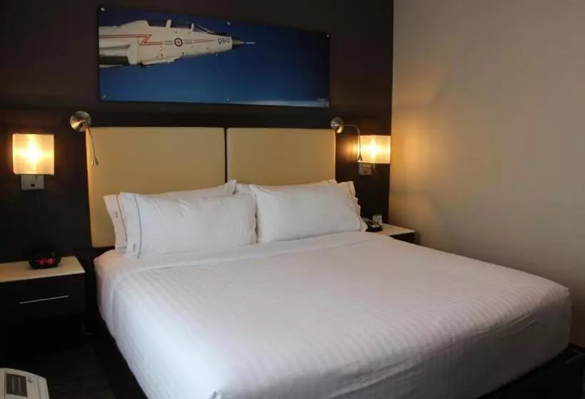 Sviitti King-vuode, Holiday Inn Express & Suites Cold Lake, An Ihg