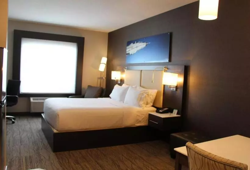 スーペリアシングルルーム, Holiday Inn Express & Suites Cold Lake, An Ihg