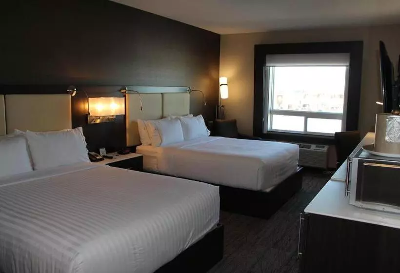 身障者適用スタンダードルーム, Holiday Inn Express & Suites Cold Lake, An Ihg