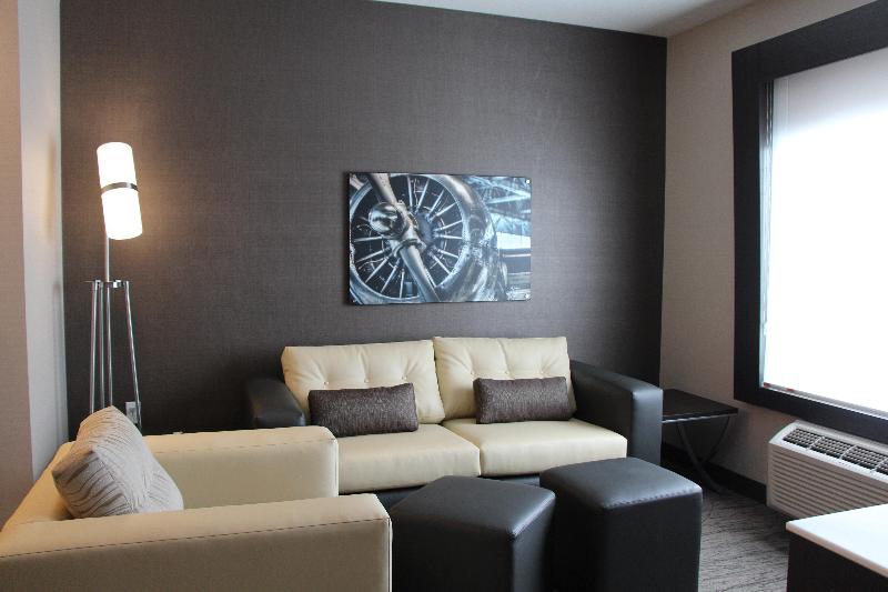 جناح سرير كينج, Holiday Inn Express & Suites Cold Lake, An Ihg