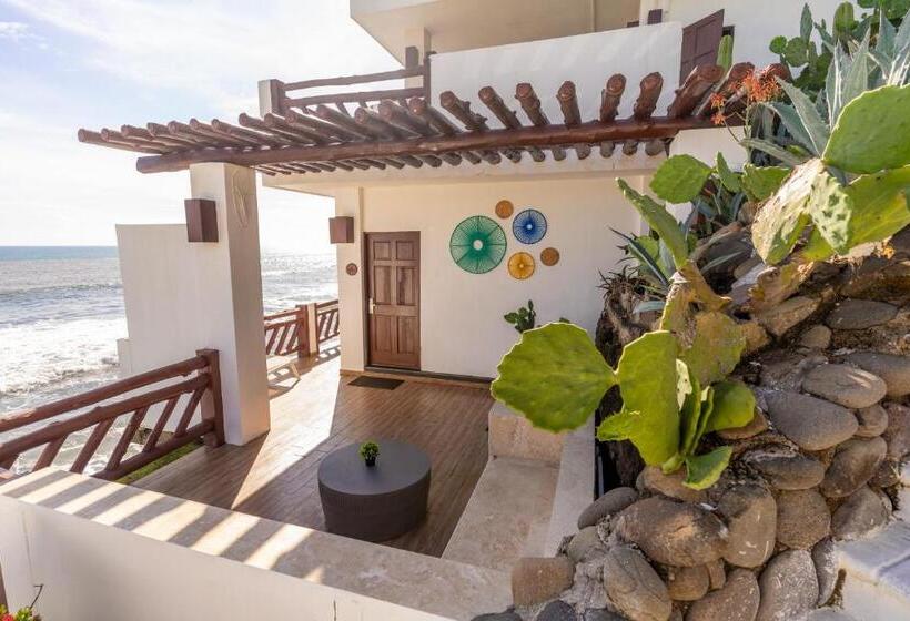 سوییت با چشمانداز دریا, Los Farallones