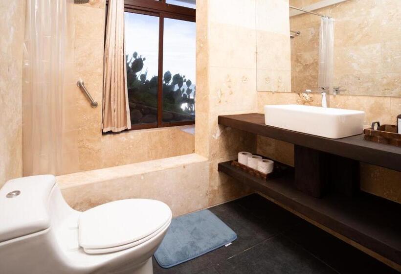 سوییت با چشمانداز دریا, Los Farallones