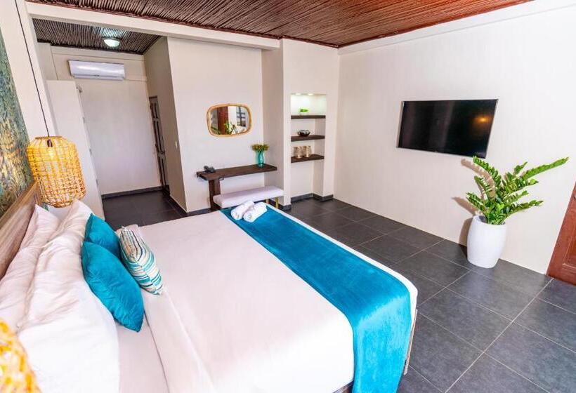 سوییت با چشمانداز دریا, Los Farallones