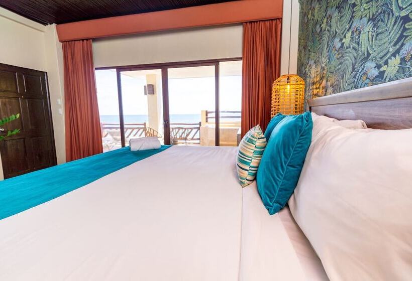 سوییت با چشمانداز دریا, Los Farallones