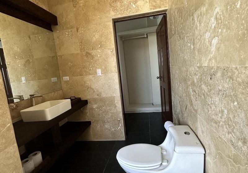 سوییت با چشمانداز دریا, Los Farallones