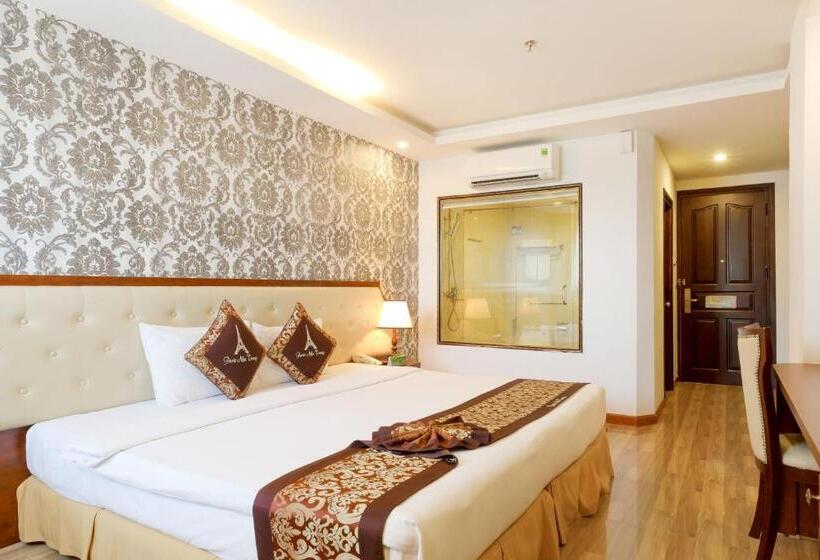 اتاق لوکس با چشم‌انداز دریا, Paris Hotel & Apartment Nha Trang