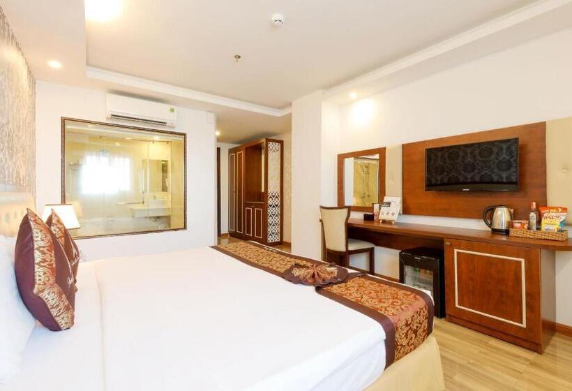 اتاق لوکس با چشمانداز دریا, Paris Hotel & Apartment Nha Trang