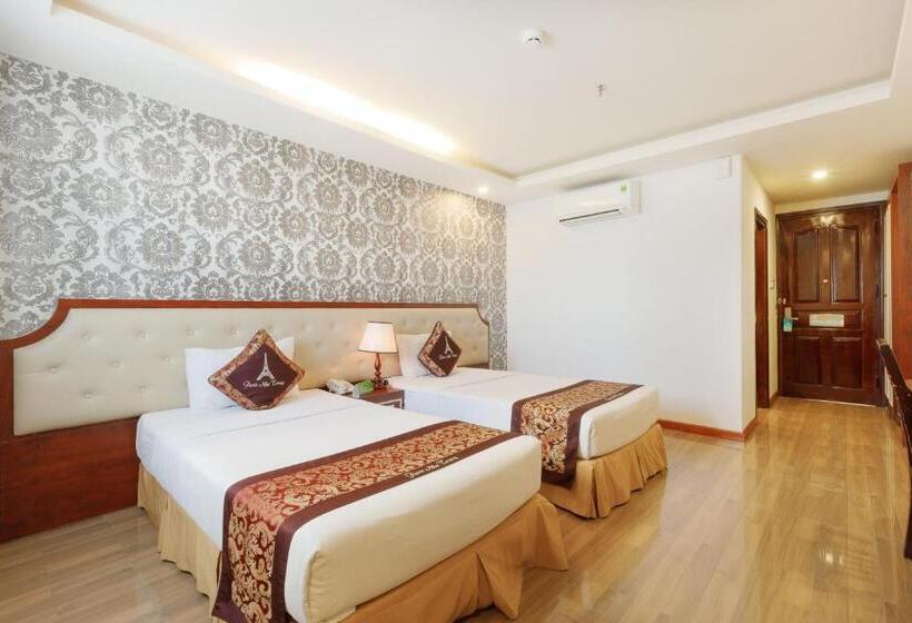 اتاق لوکس با چشمانداز دریا, Paris Hotel & Apartment Nha Trang
