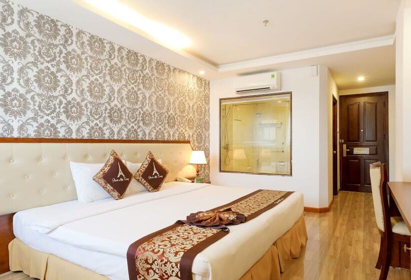 اتاق لوکس با چشم‌انداز دریا, Paris Hotel & Apartment Nha Trang