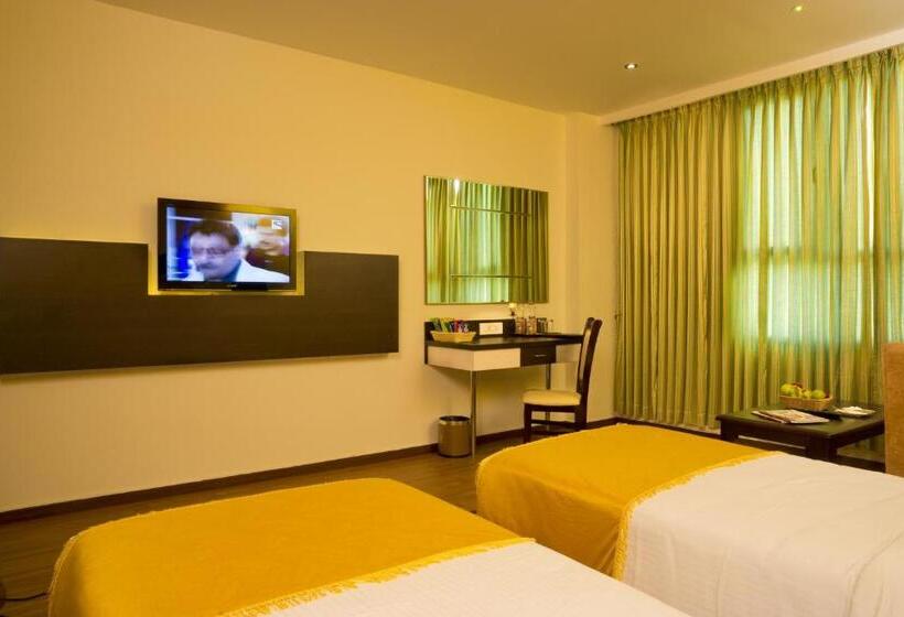 اتاق اجرایی, Poppys Hotel Madurai