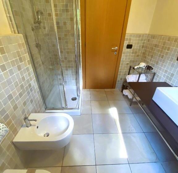 غرفة سوبيريور, Vela Di Soleville Camere Con E Senza Vista Lago Con Ristorante & Pizzeria